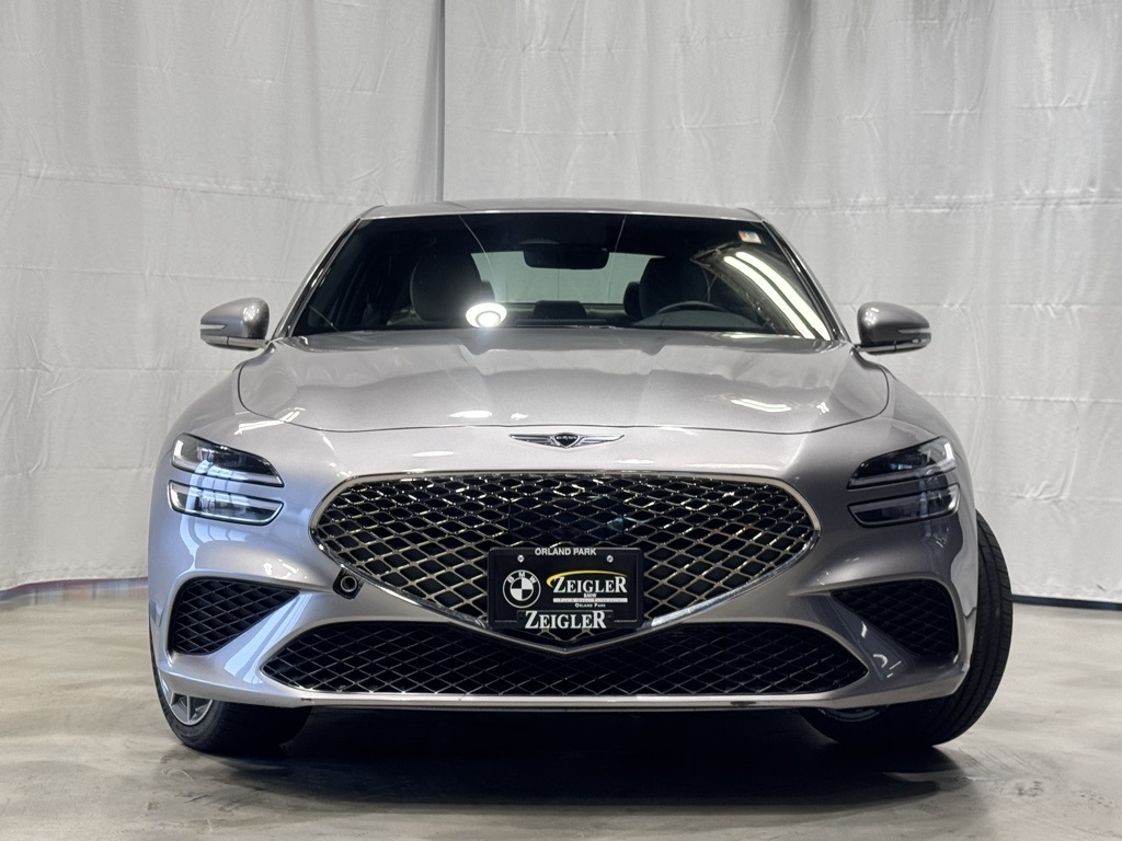 2025 Genesis G70 2.5T photo 2