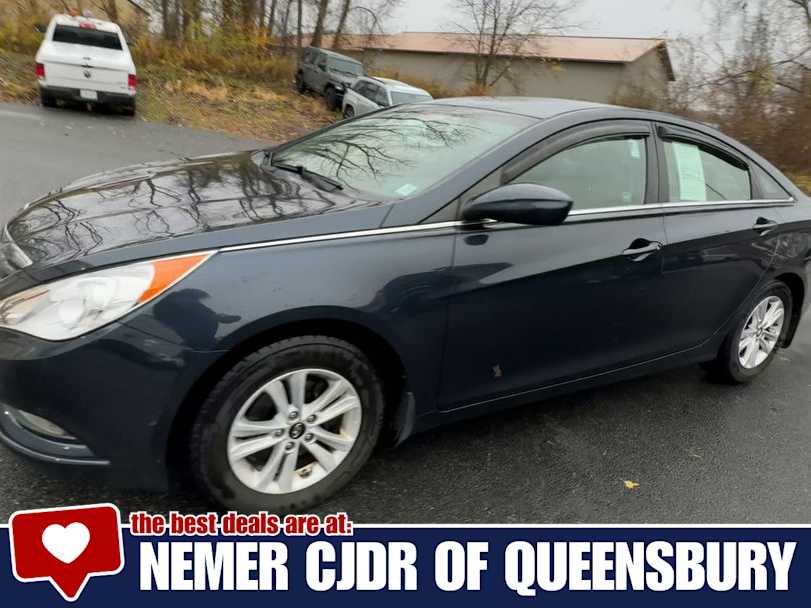 2013 Hyundai Sonata GLS photo 3