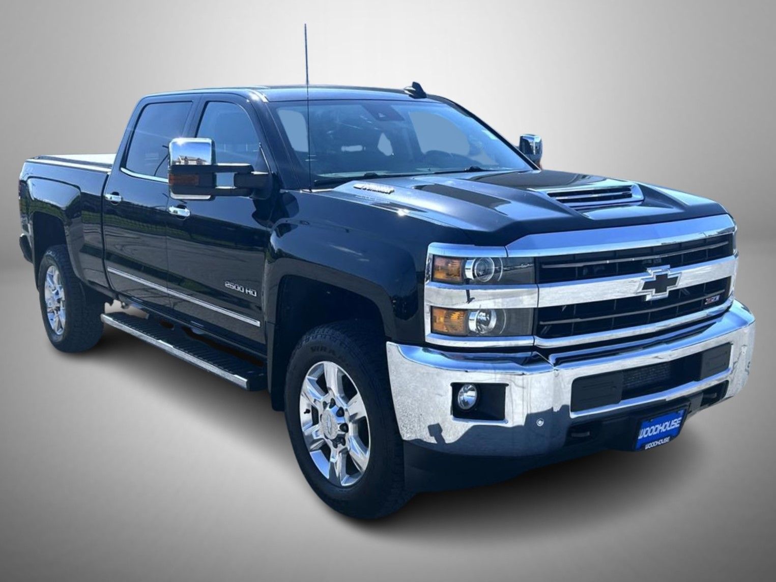 2019 Chevrolet Silverado 2500HD LTZ photo 3