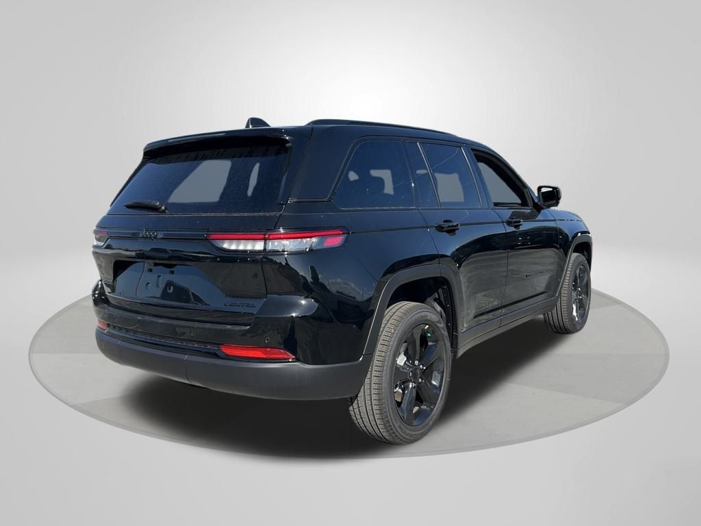 2025 Jeep Grand Cherokee Limited photo 7