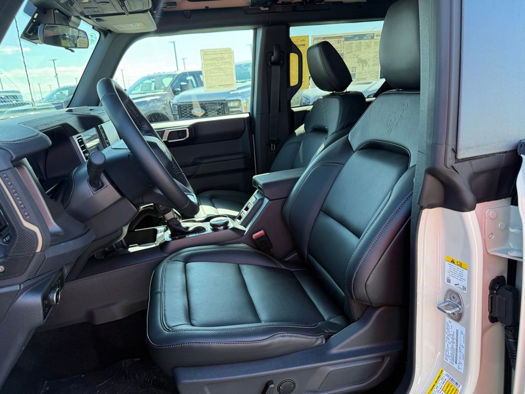 2025 Ford Bronco Badlands photo 4