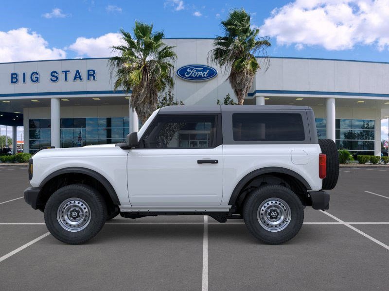 2025 Ford Bronco Base photo 2