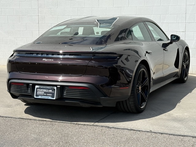 2023 Porsche Taycan Base photo 10