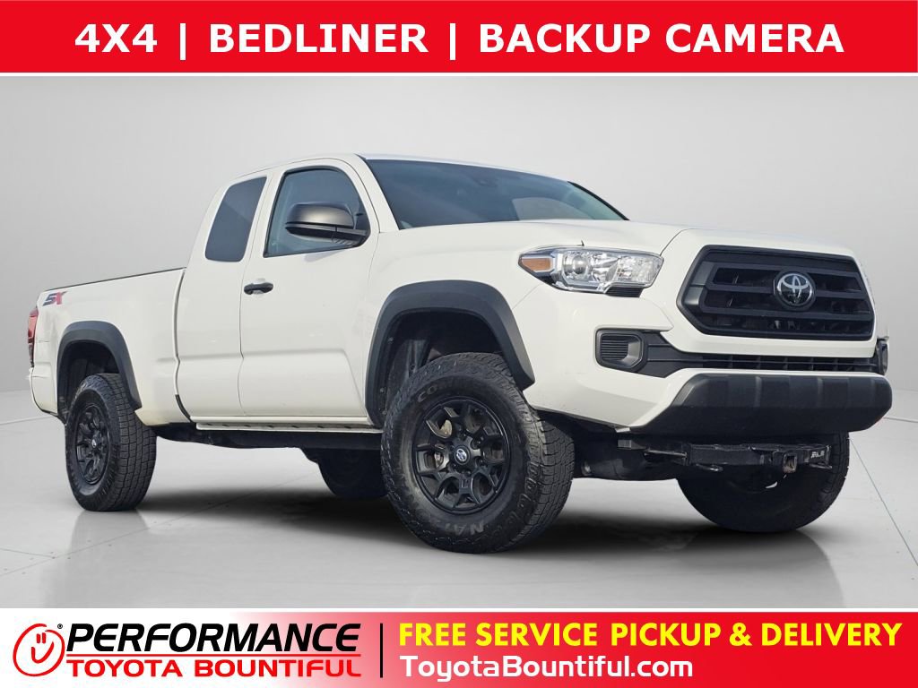 2022 Toyota Tacoma SR's photo