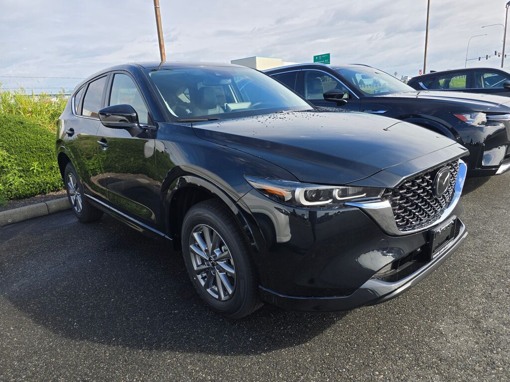 2025 Mazda CX-5 2.5 S Preferred photo 4