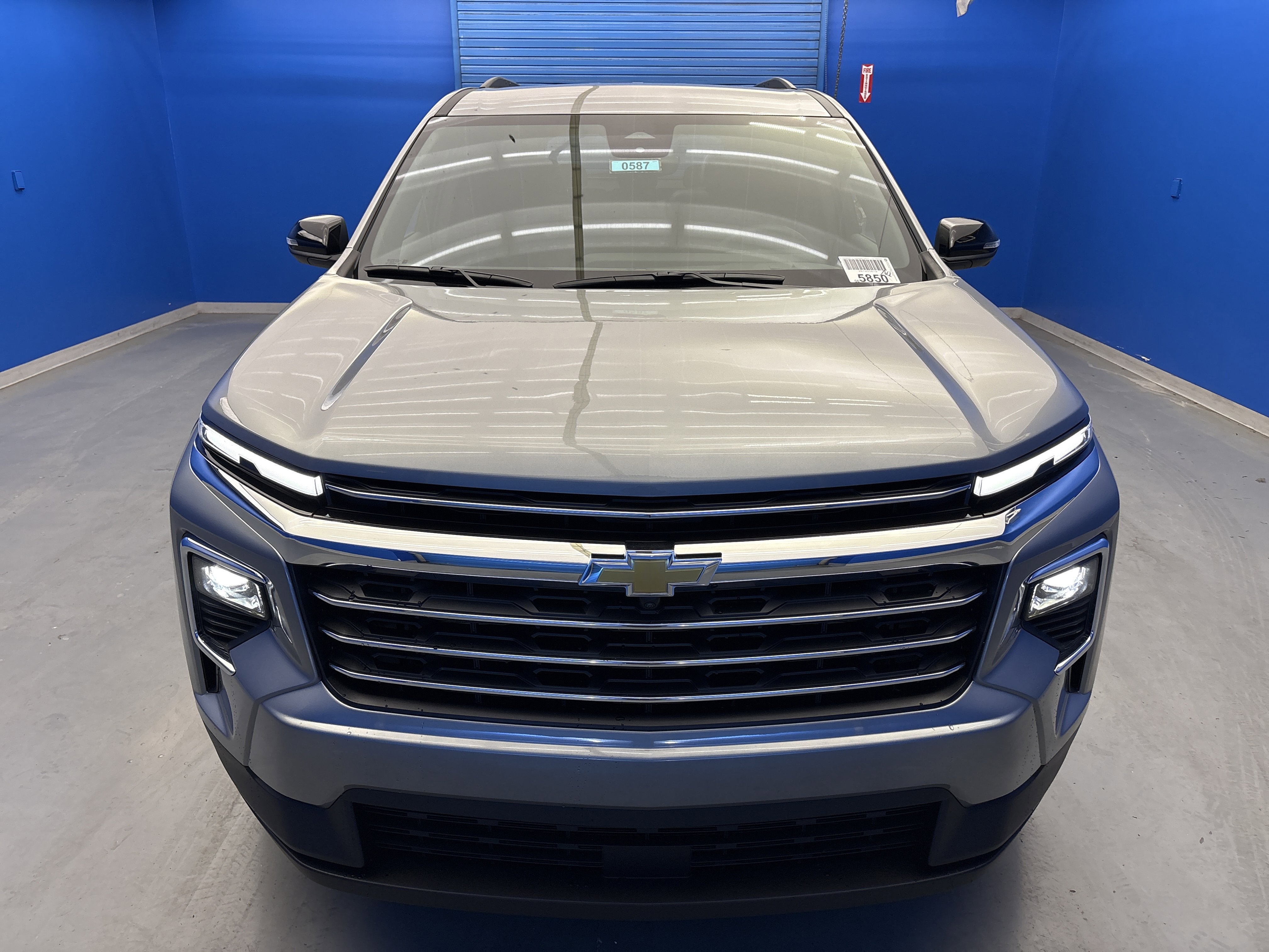 2026 Chevrolet Traverse photo 2