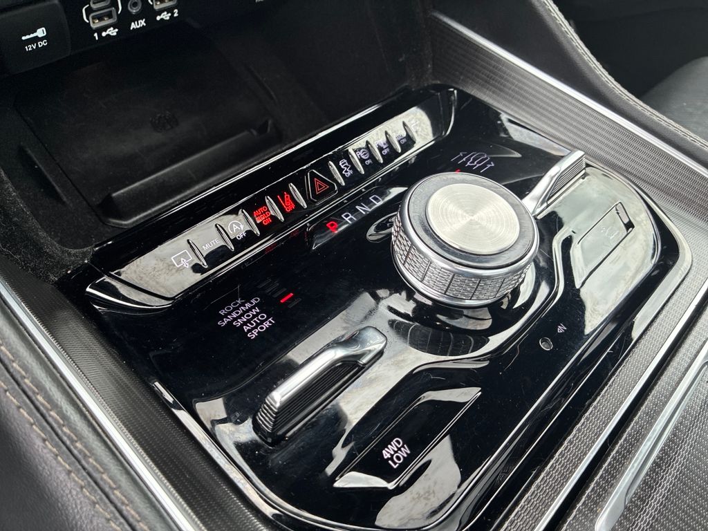 2024 Jeep Grand Wagoneer L II photo 22