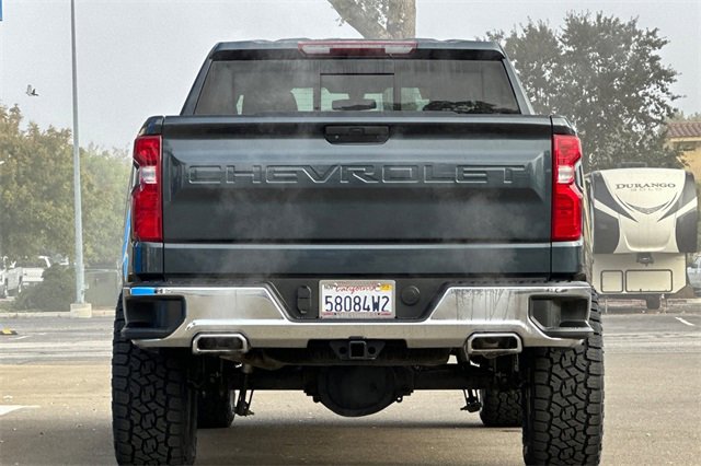 2020 Chevrolet Silverado 1500 LT photo 4
