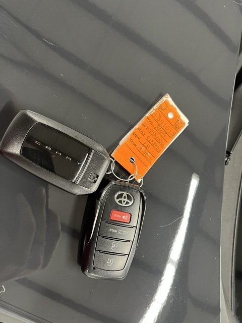 2025 Toyota Camry LE photo 22