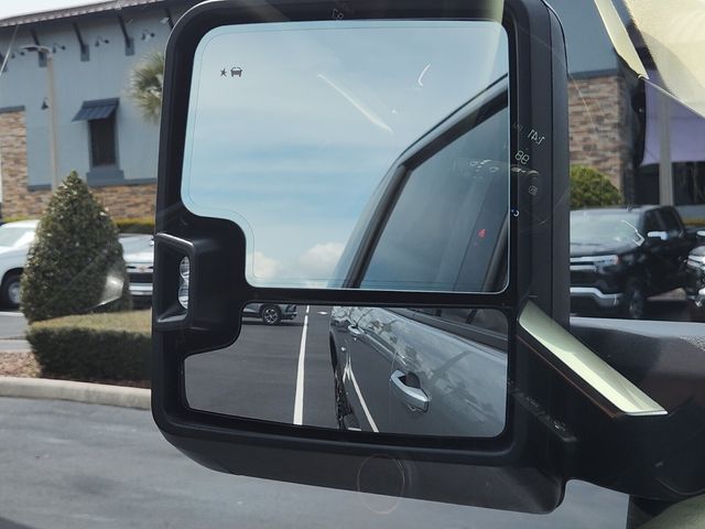 2025 Chevrolet Silverado 2500HD LTZ photo 21