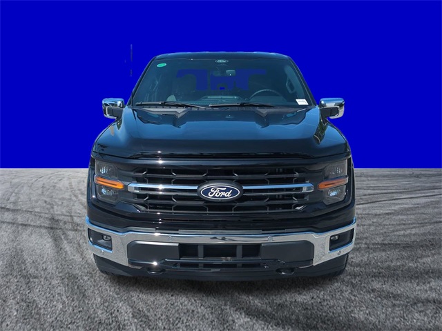 2025 Ford F-150 XLT photo 9