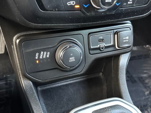 2022 Jeep Renegade Latitude photo 15