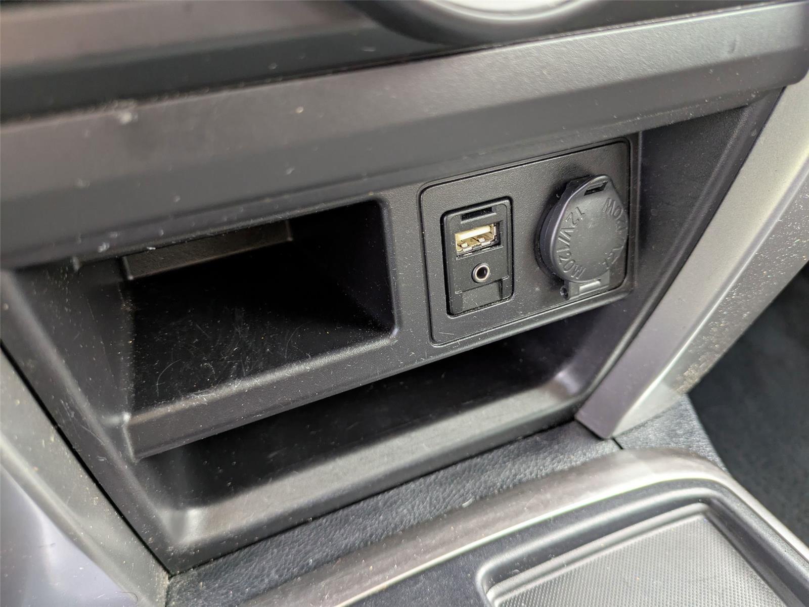2018 Toyota 4Runner Limited SR5 Premium photo 19