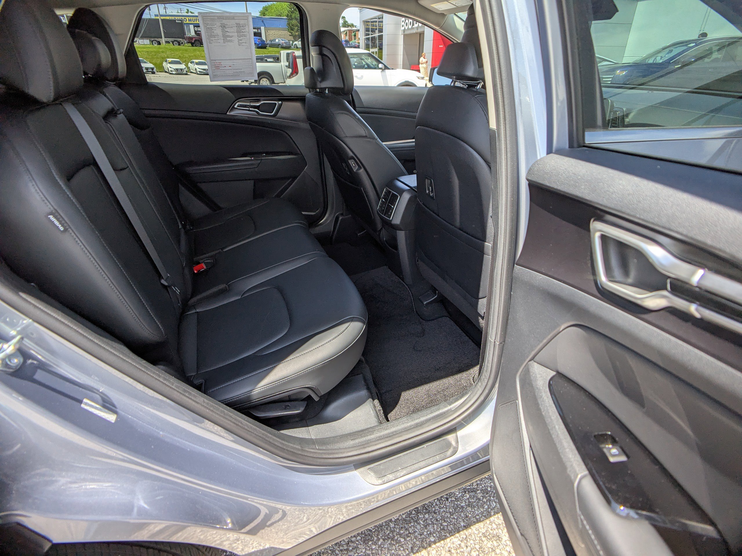 2024 Kia Sportage EX photo 4