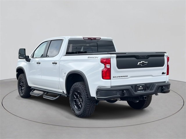 2024 Chevrolet Silverado 1500 ZR2 photo 3