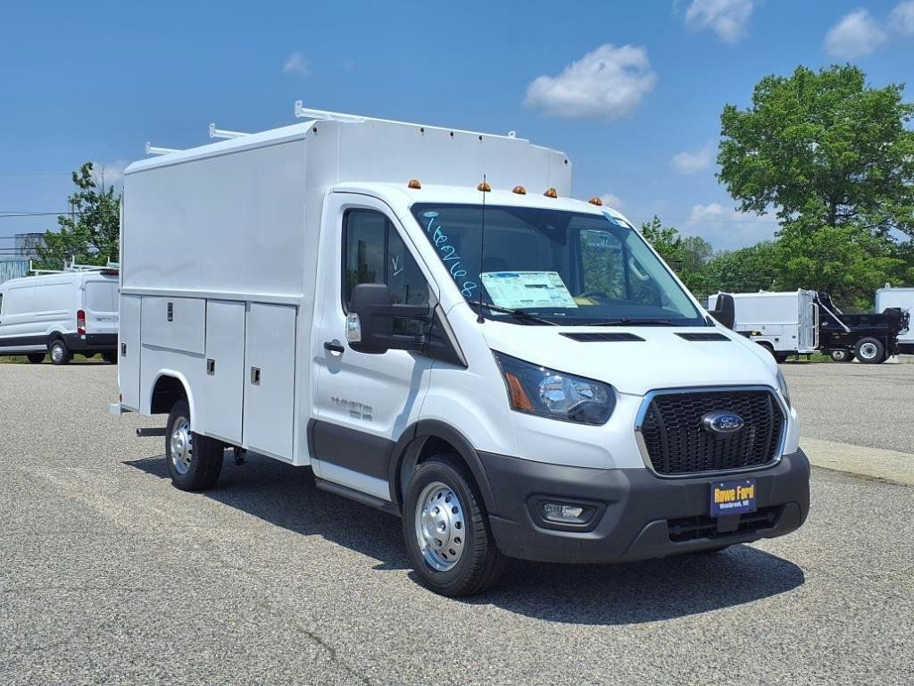 2025 Ford Transit Cutaway