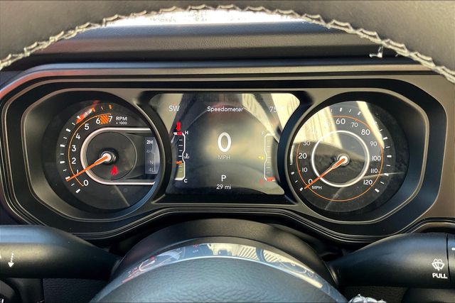 2025 Jeep Wrangler Sahara photo 18