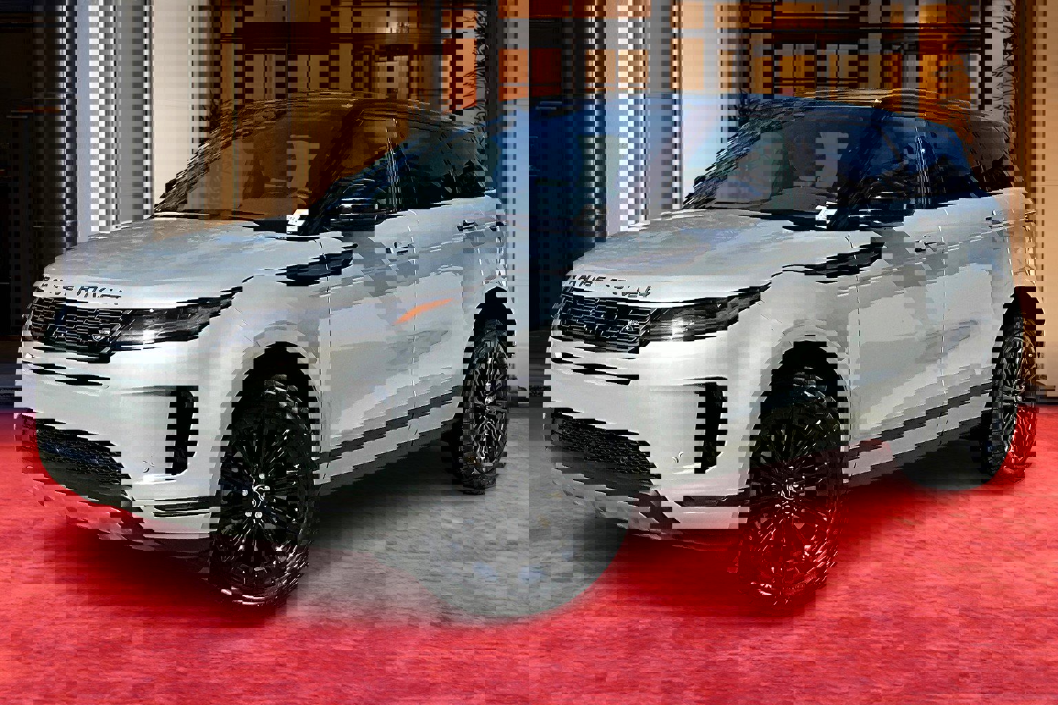 2026 Land Rover Range Rover Evoque S's photo