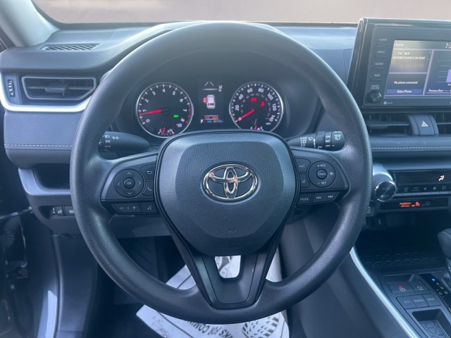 2022 Toyota RAV4 XLE photo 12