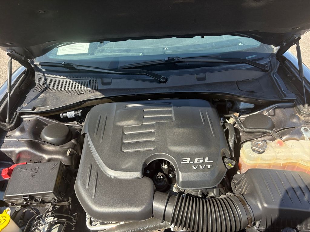 2022 Dodge Charger SXT photo 20