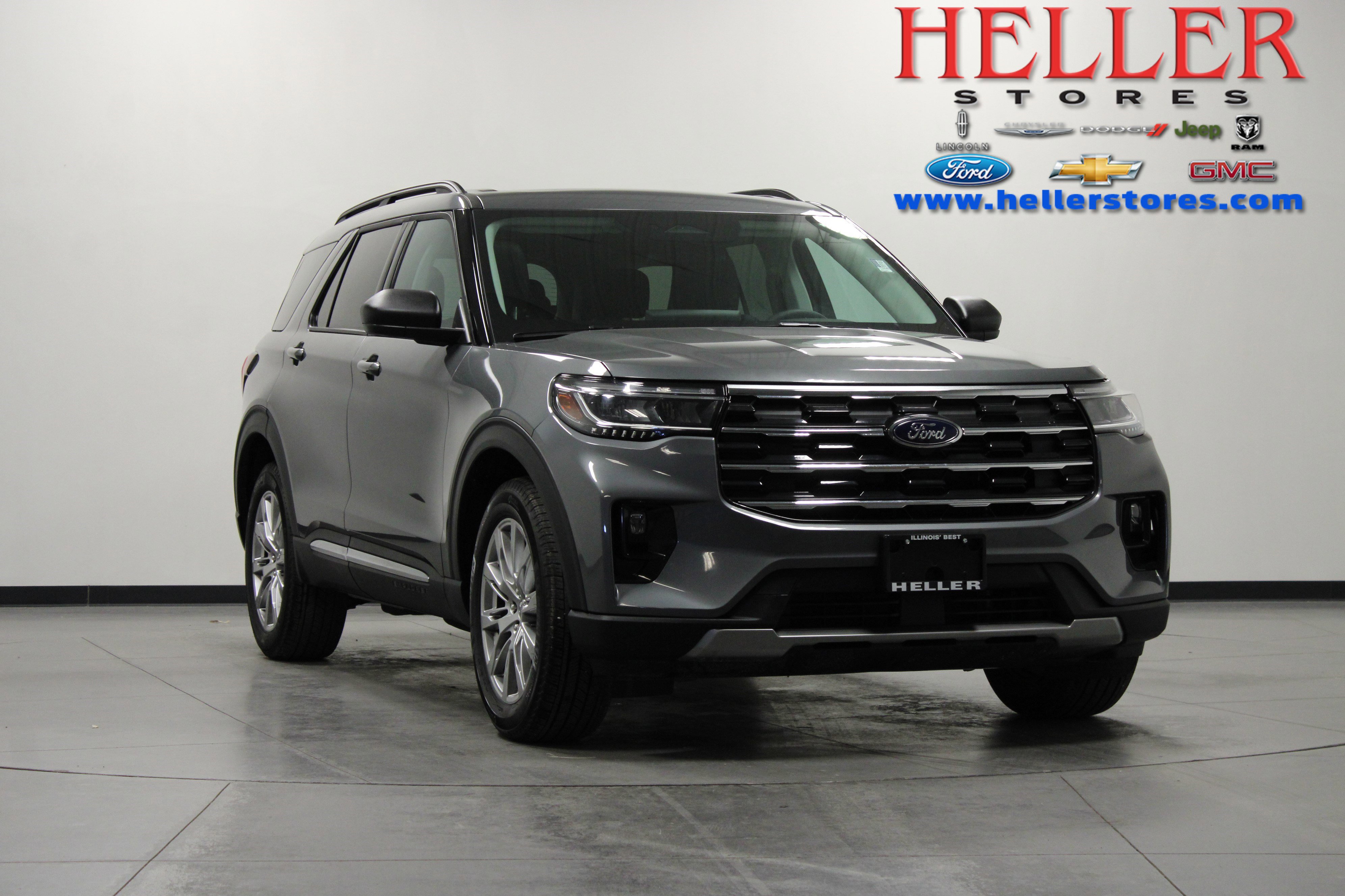 2025 Ford Explorer Active's photo