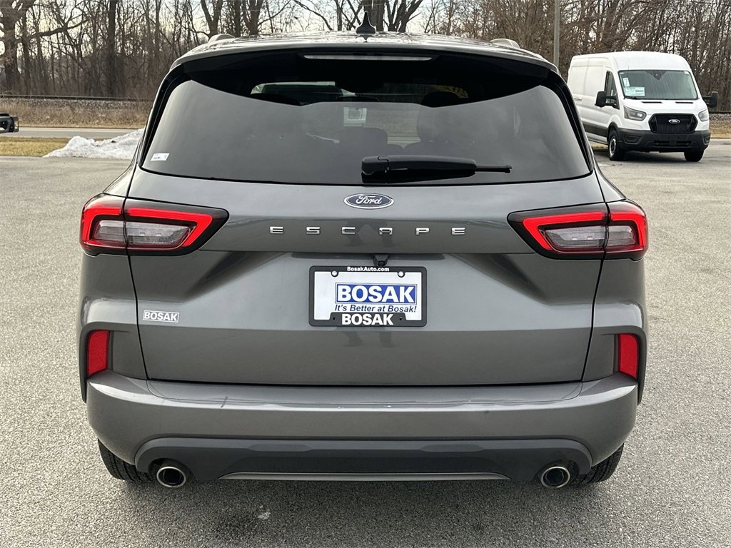 2024 Ford Escape ST-Line photo 25