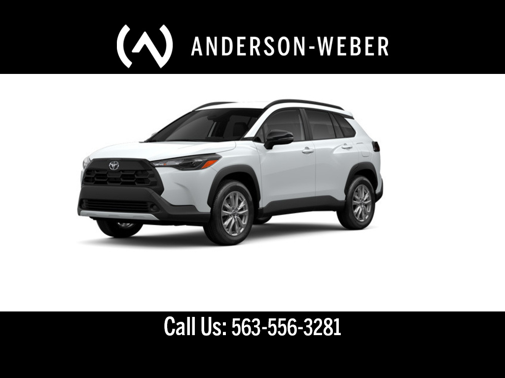 2026 Toyota Corolla Cross LE's photo