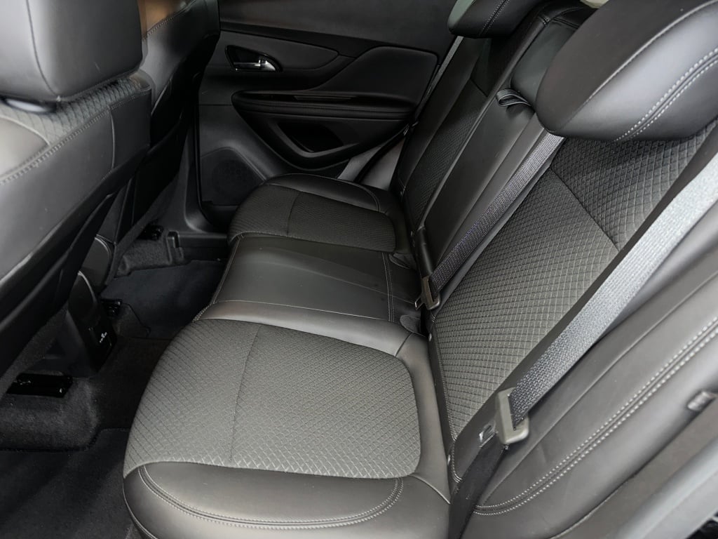 2022 Buick Encore Preferred photo 14