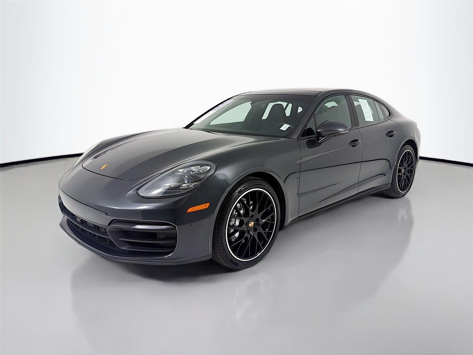 2022 Porsche Panamera Platinum Edition's photo