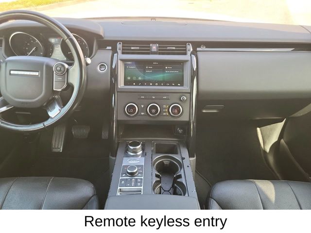 2018 Land Rover Discovery SE photo 11