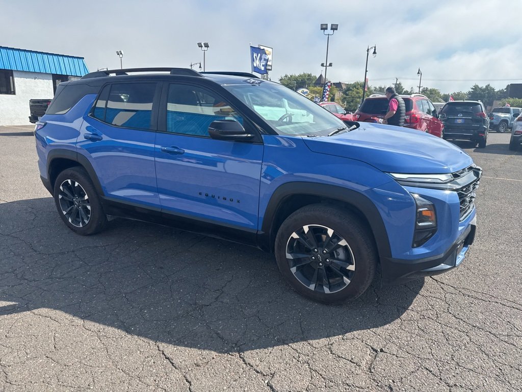 2025 Chevrolet Equinox RS photo 5