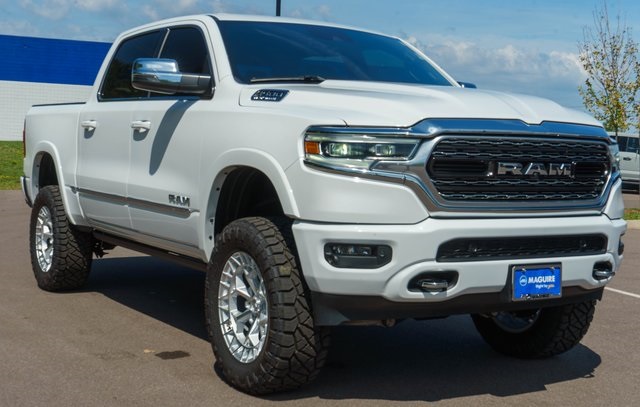2023 Ram 1500 Limited photo 4