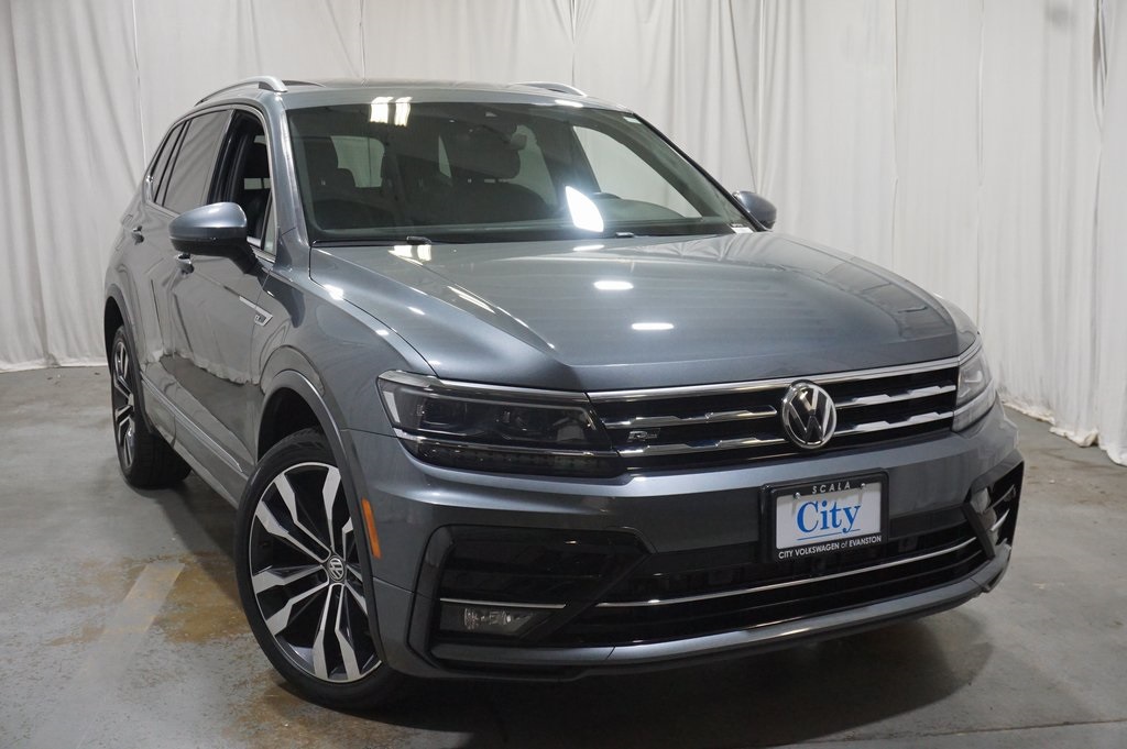2020 Volkswagen Tiguan SEL Premium R-Line photo 4