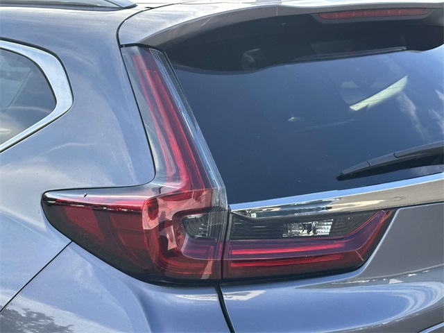 2022 Honda CR-V Hybrid Touring photo 7