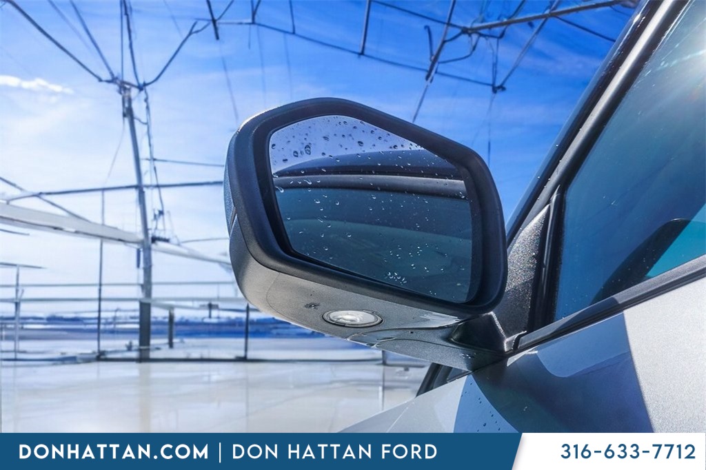 2023 Ford Explorer XLT photo 34