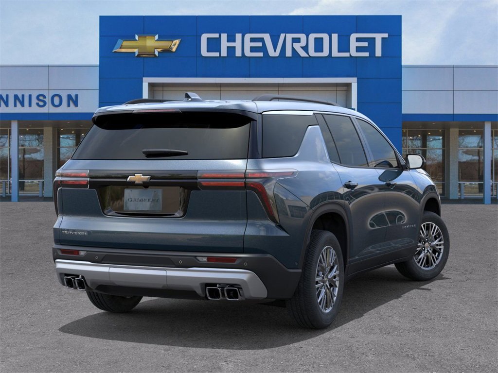 2026 Chevrolet Traverse photo 4