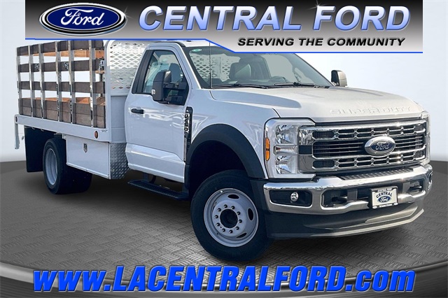2024 Ford F-450 Super Duty Chassis Cab XL's photo