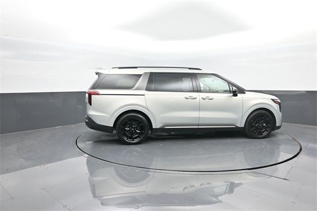 2025 Kia Carnival SX Prestige photo 4
