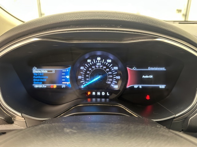 2020 Ford Fusion SE photo 26