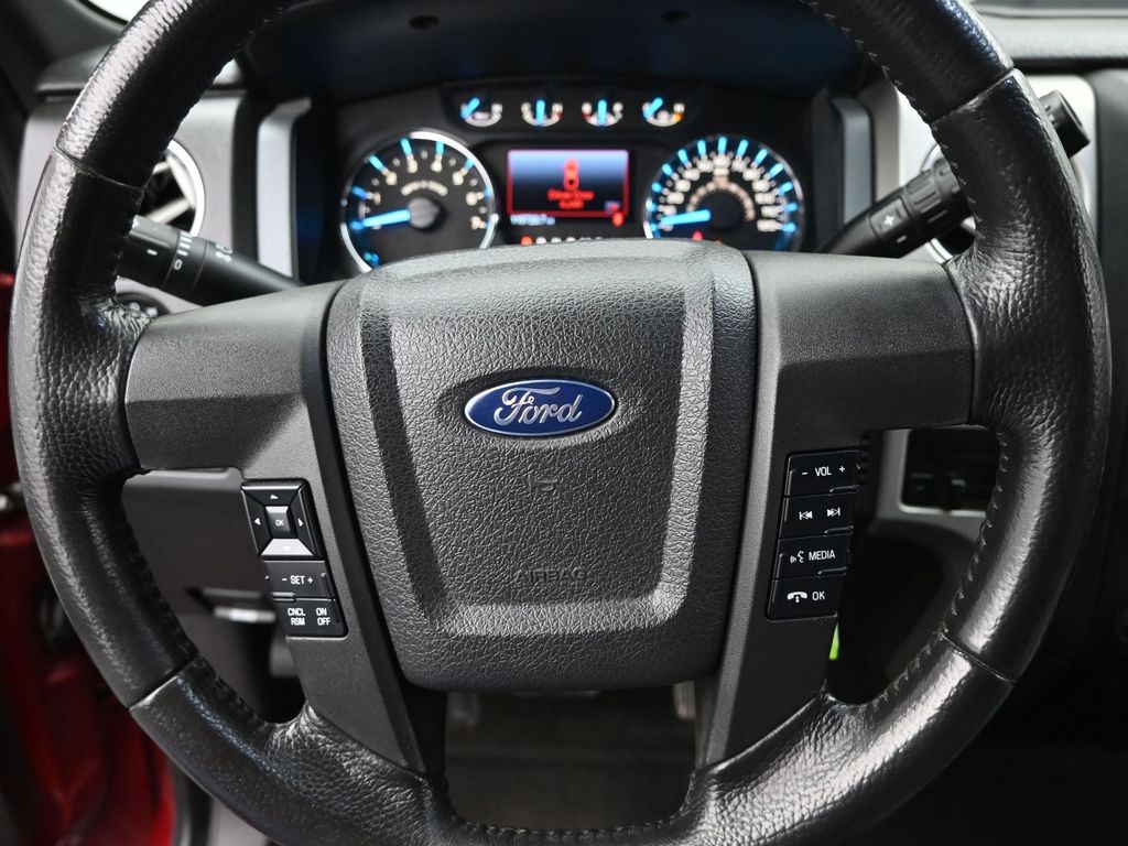 2014 Ford F-150 XLT photo 11