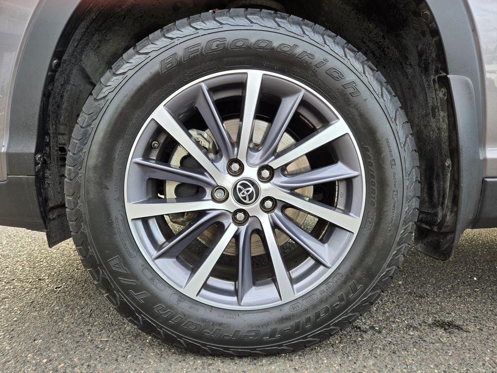 2019 Toyota Highlander XLE photo 7
