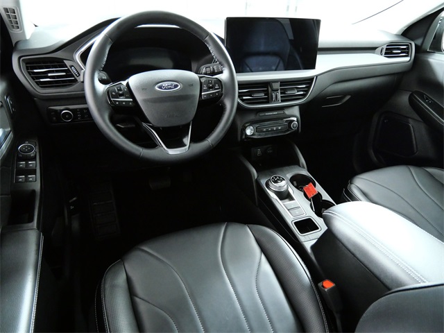 2025 Ford Escape Hybrid Platinum photo 3