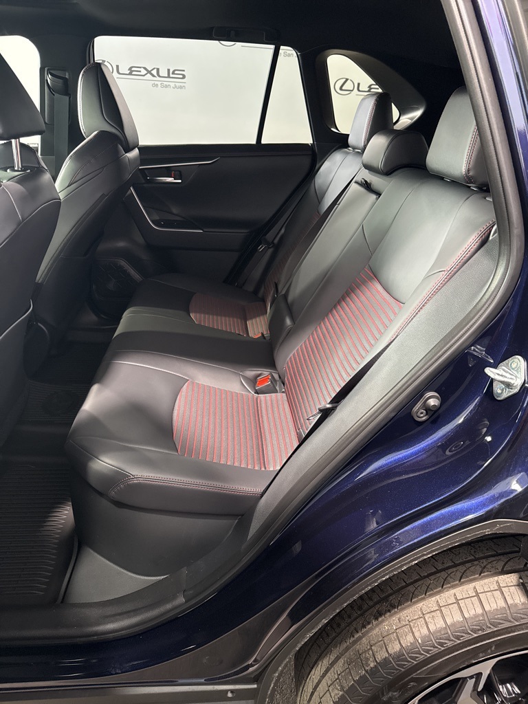 2025 Toyota RAV4 Hybrid XSE photo 26
