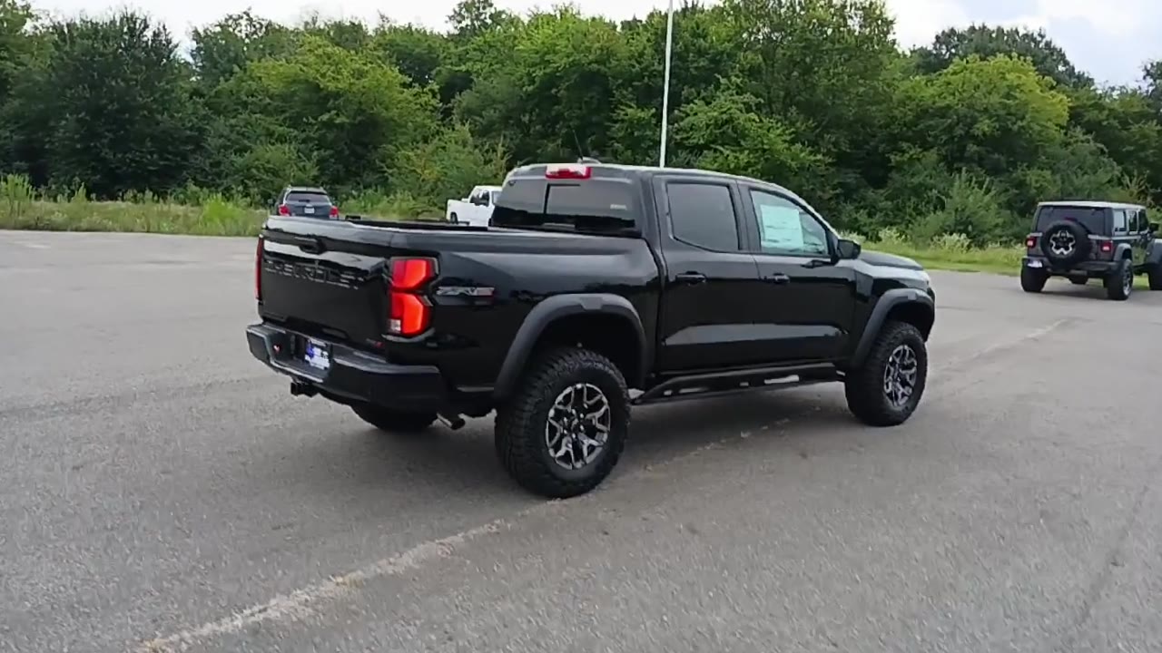 2026 Chevrolet Colorado ZR2 photo 5