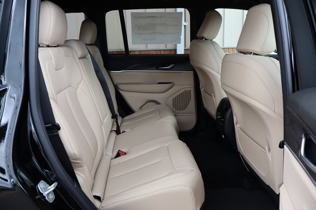 2025 Jeep Grand Cherokee Limited photo 35