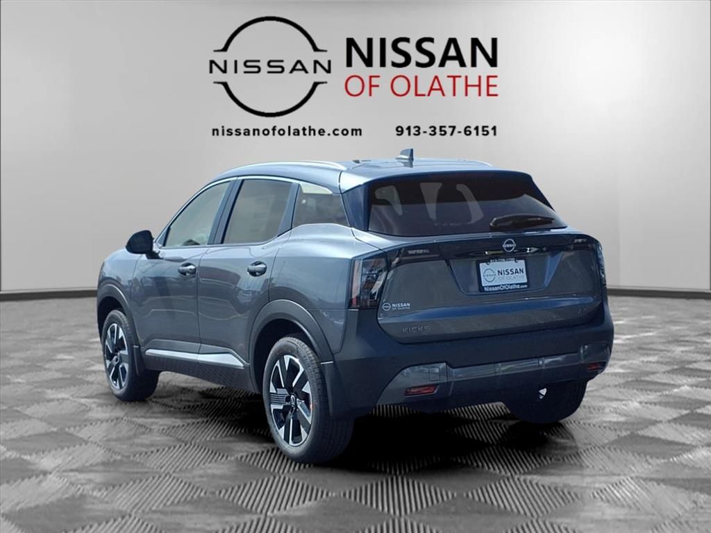 2025 Nissan Kicks SV photo 3
