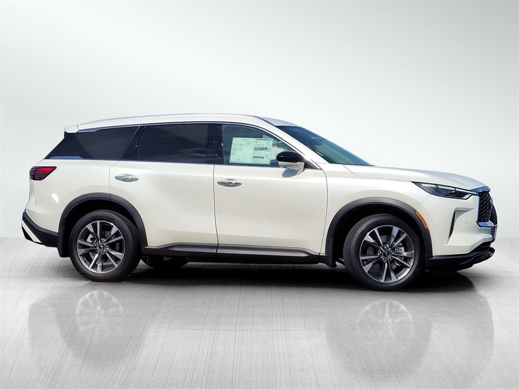 2025 Infiniti QX60 Luxe AWD photo 3