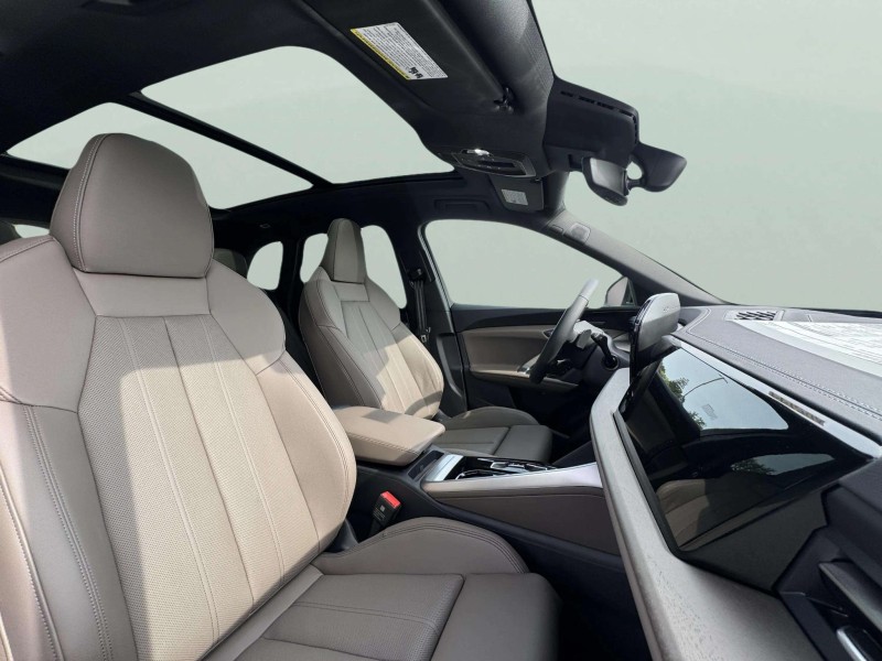 2025 Audi Q5 2.0T Premium Plus photo 8