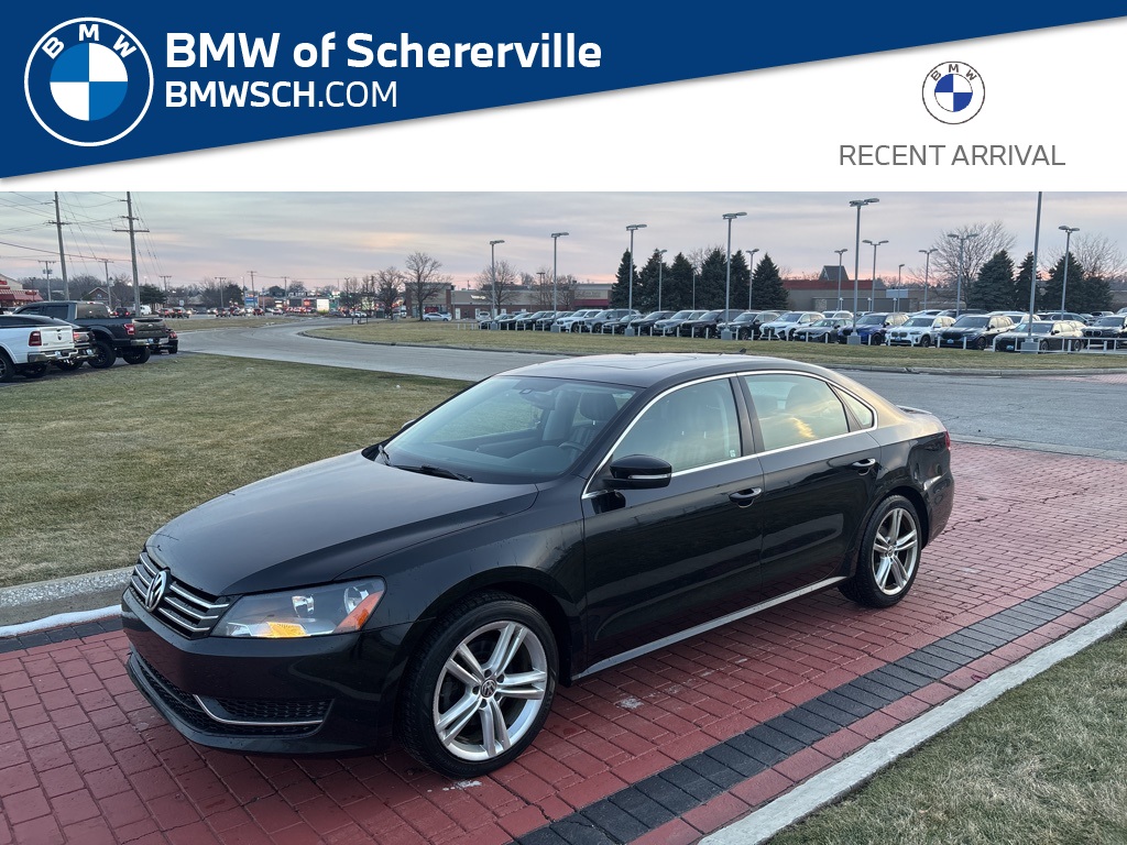 2014 Volkswagen Passat SE's photo