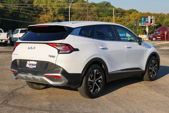 2024 Kia Sportage EX photo 3